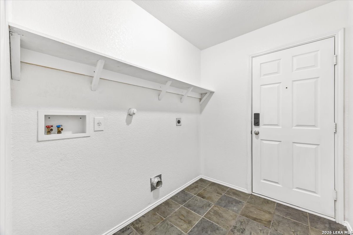 7718 Ruidoso Chase Selma TX 78154