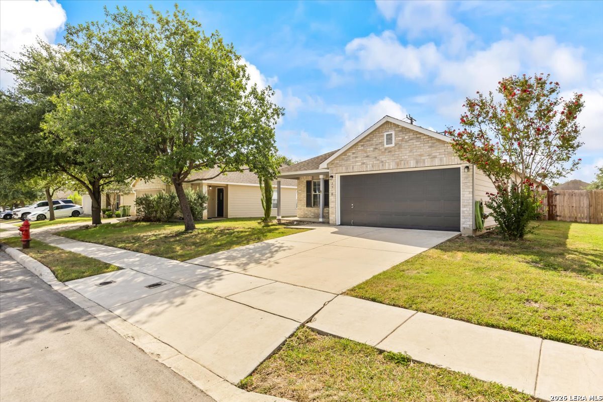 7718 Ruidoso Chase Selma TX 78154
