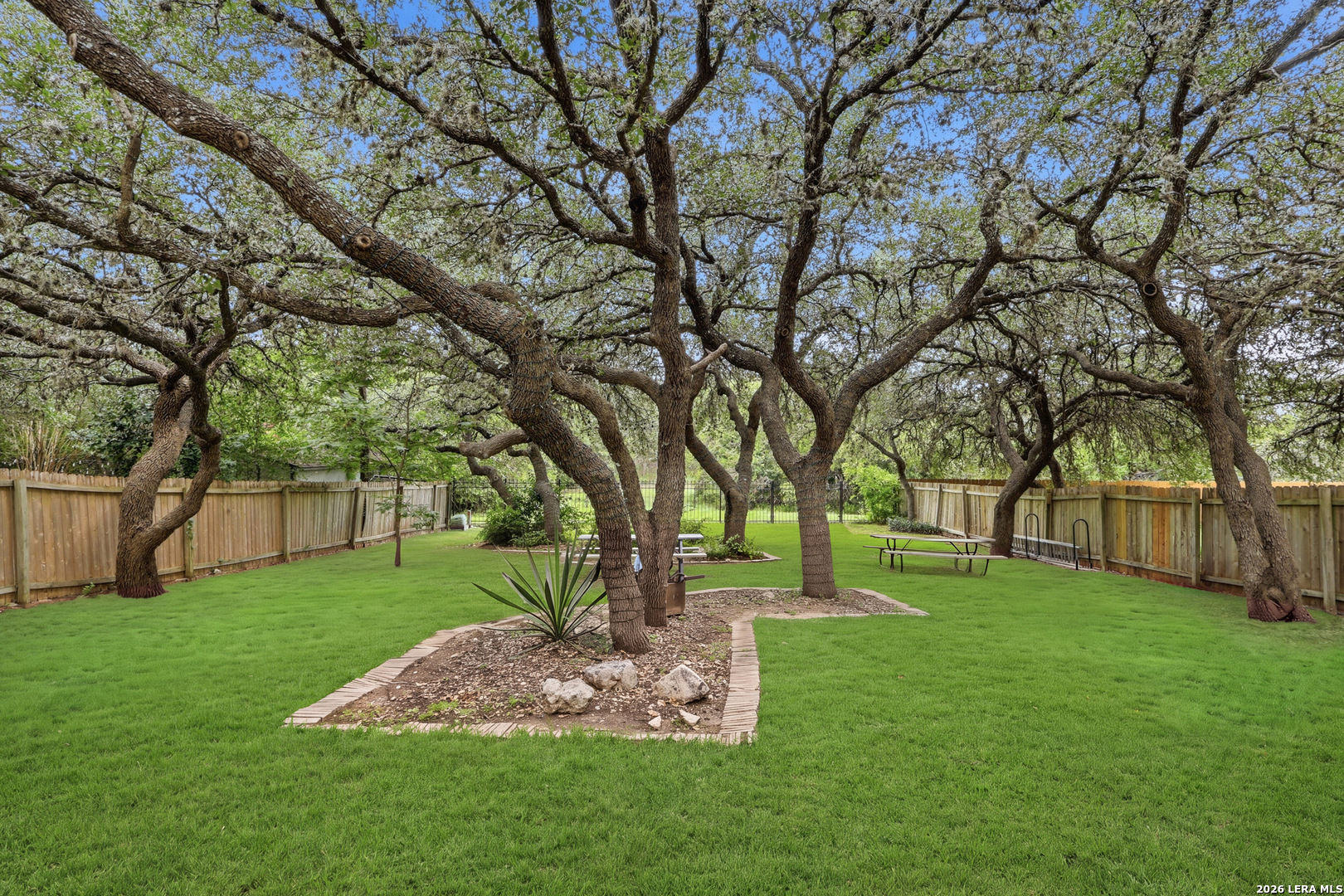 2316 Newoak Park San Antonio TX 78230