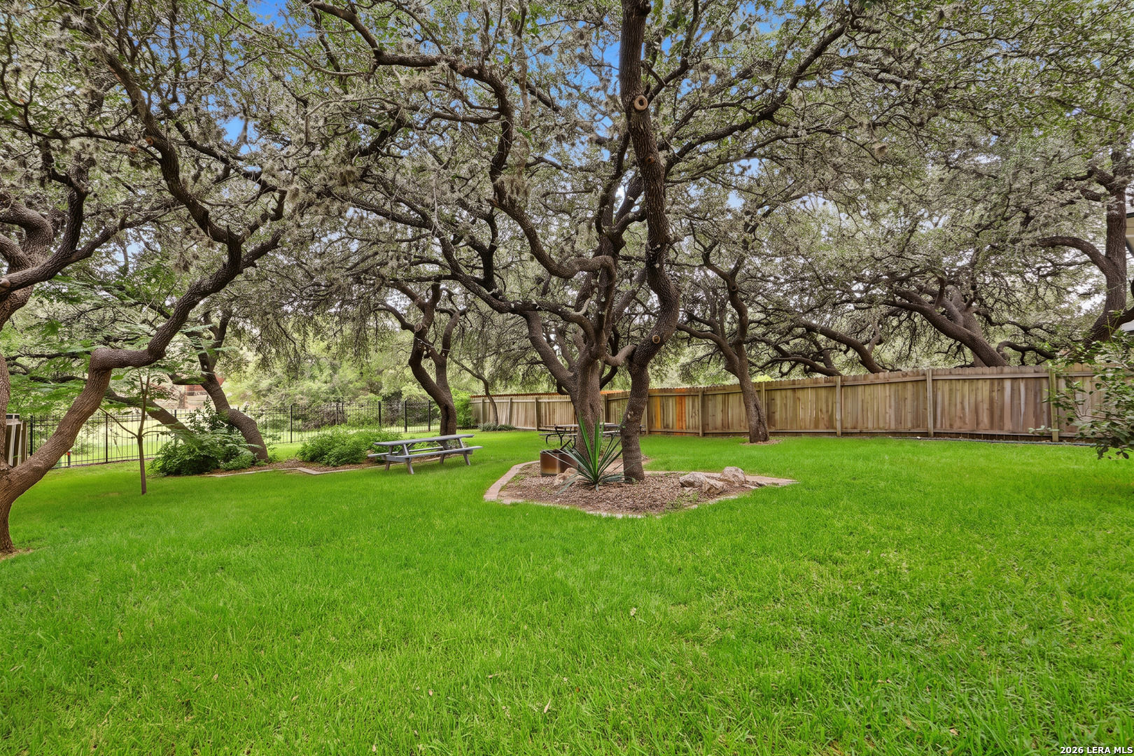 2316 Newoak Park San Antonio TX 78230