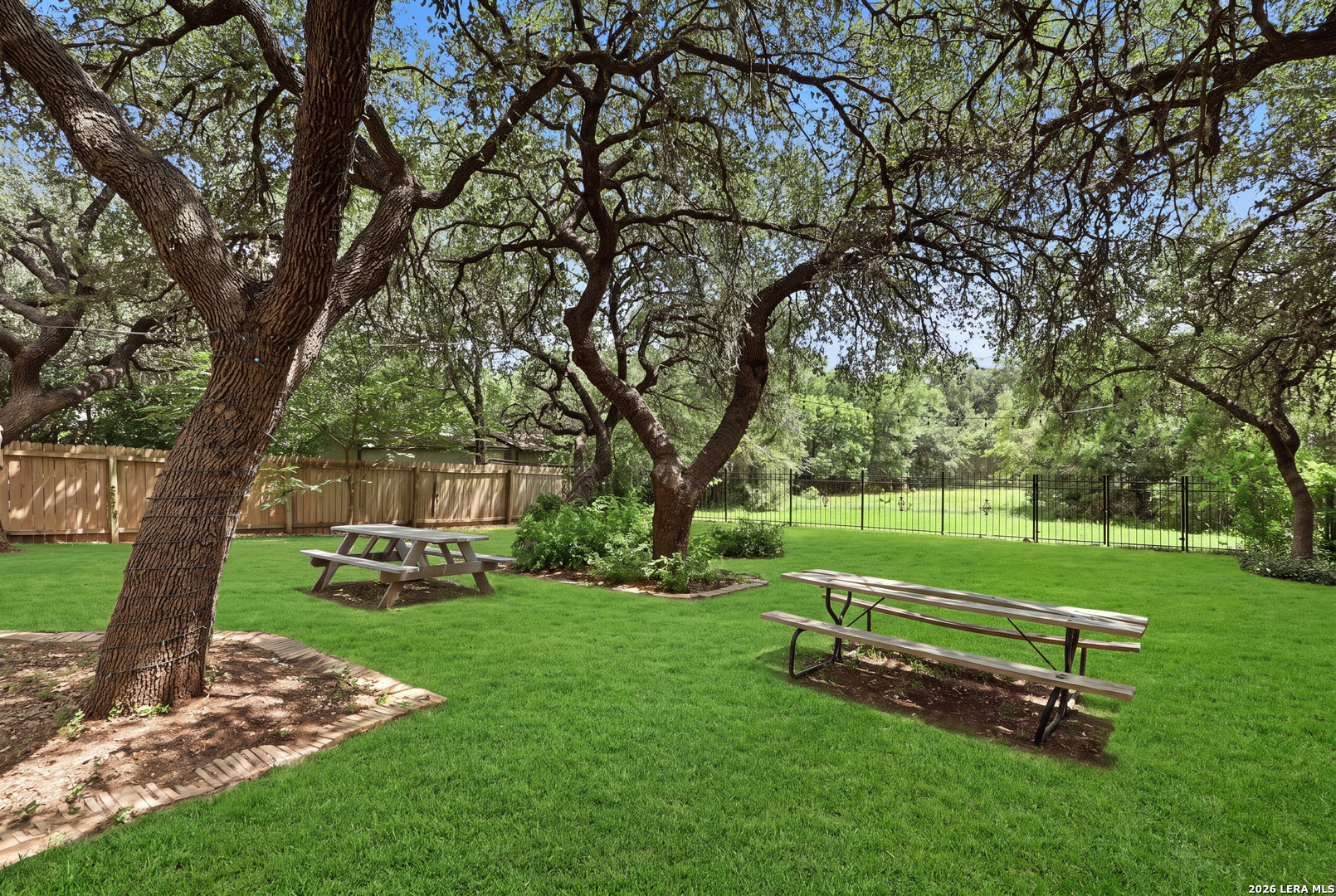 2316 Newoak Park San Antonio TX 78230