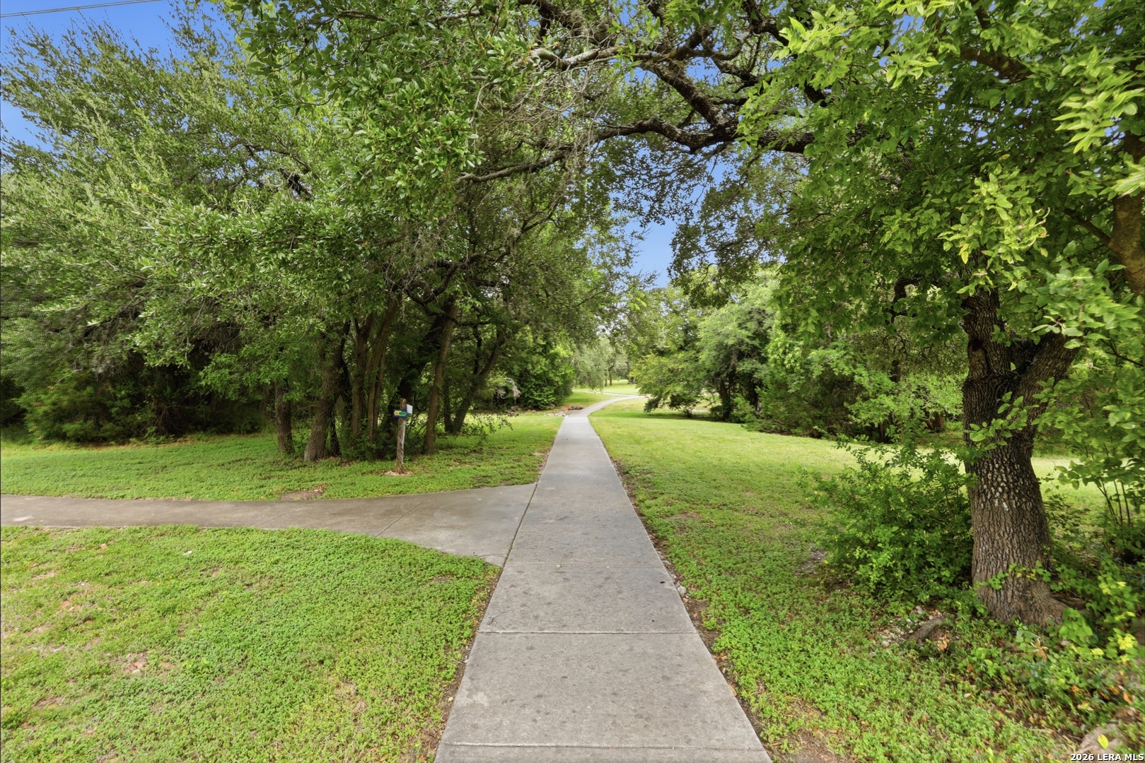 2316 Newoak Park San Antonio TX 78230