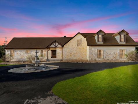 102 Oak Valley Drive Boerne TX 78006