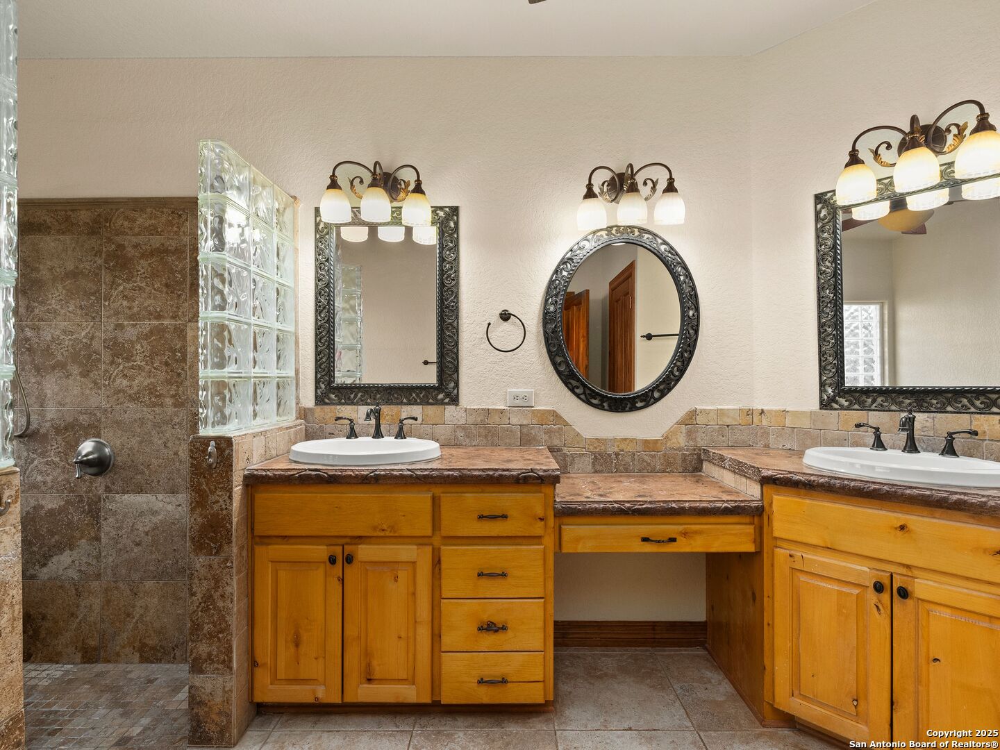 102 Oak Valley Drive Boerne TX 78006