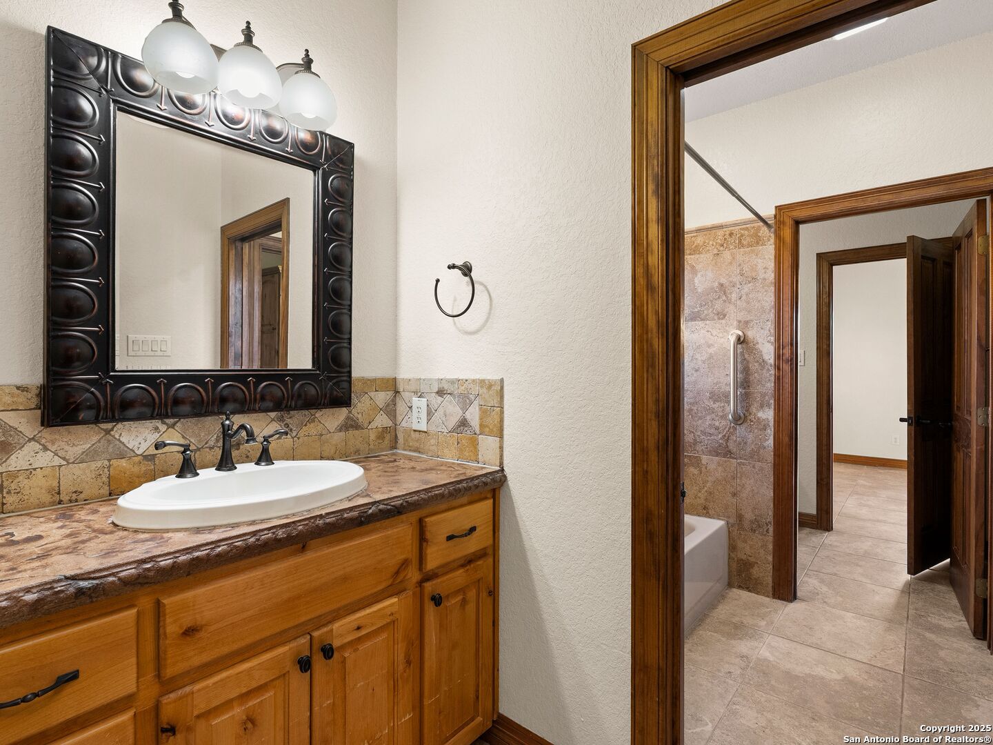102 Oak Valley Drive Boerne TX 78006