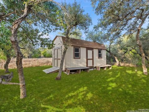 102 Oak Valley Drive Boerne TX 78006