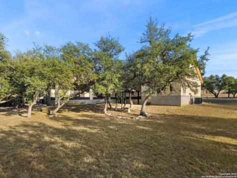 102 Oak Valley Drive Boerne TX 78006