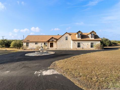 102 Oak Valley Drive Boerne TX 78006
