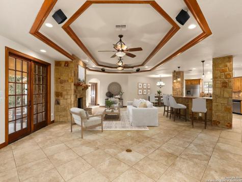 102 Oak Valley Drive Boerne TX 78006