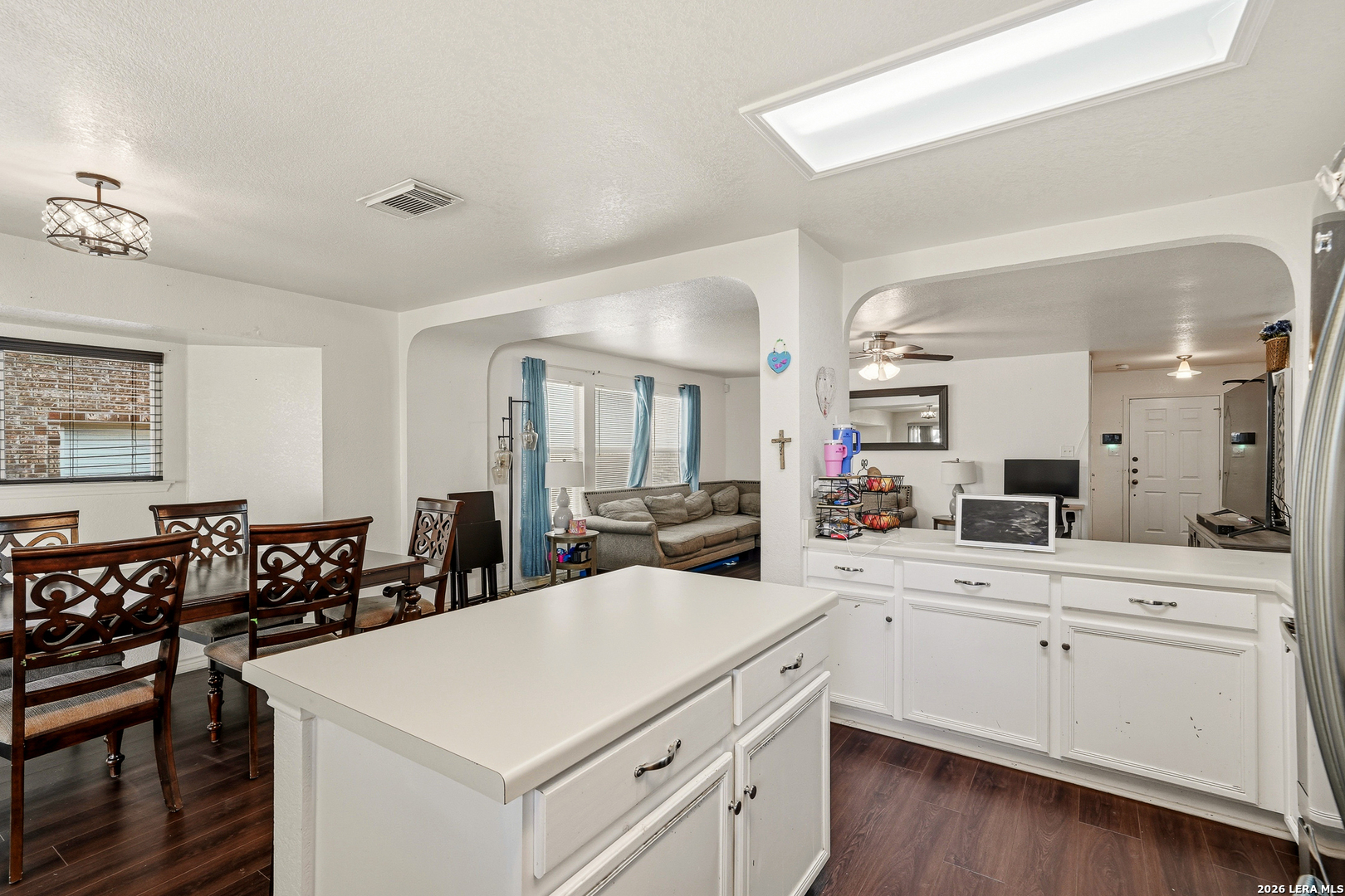 926 Saxonhill Drive San Antonio TX 78253
