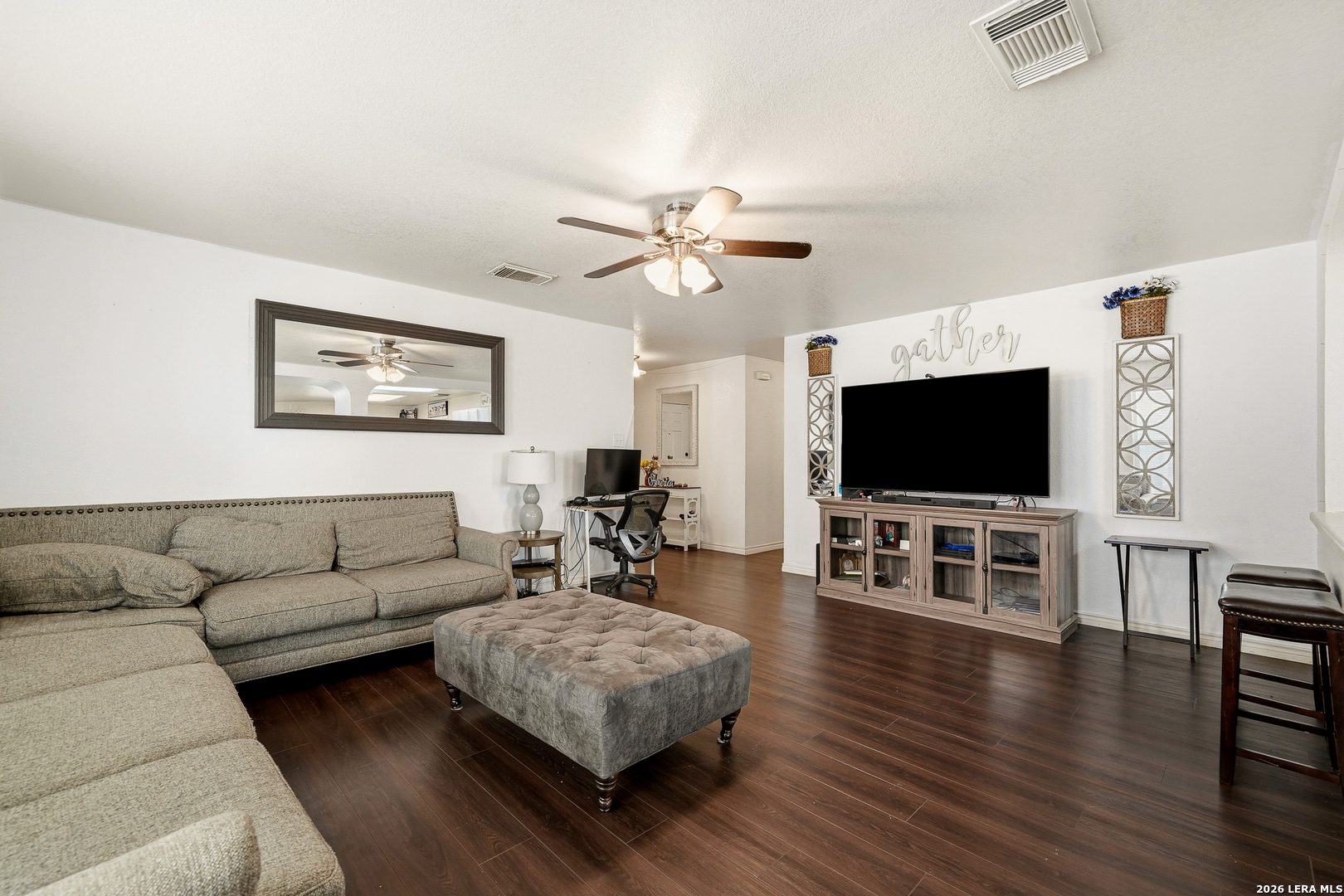 926 Saxonhill Drive San Antonio TX 78253