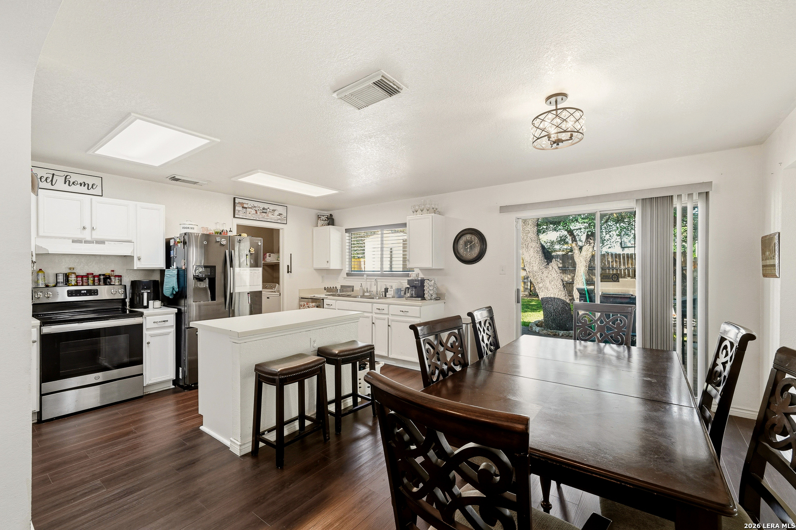 926 Saxonhill Drive San Antonio TX 78253
