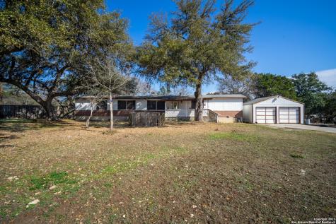 337 Westminister Square Canyon Lake TX 78133