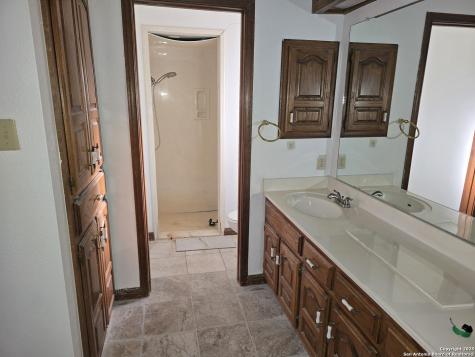 6207 Pine Needles San Antonio TX 78244
