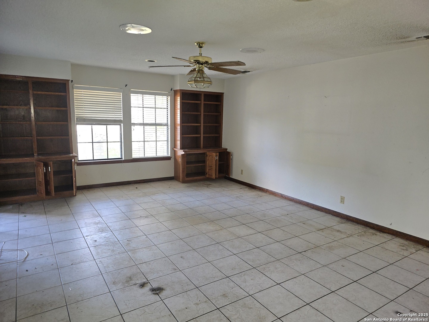6207 Pine Needles San Antonio TX 78244