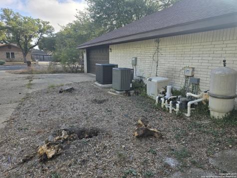 6207 Pine Needles San Antonio TX 78244