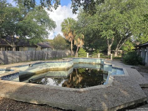 6207 Pine Needles San Antonio TX 78244