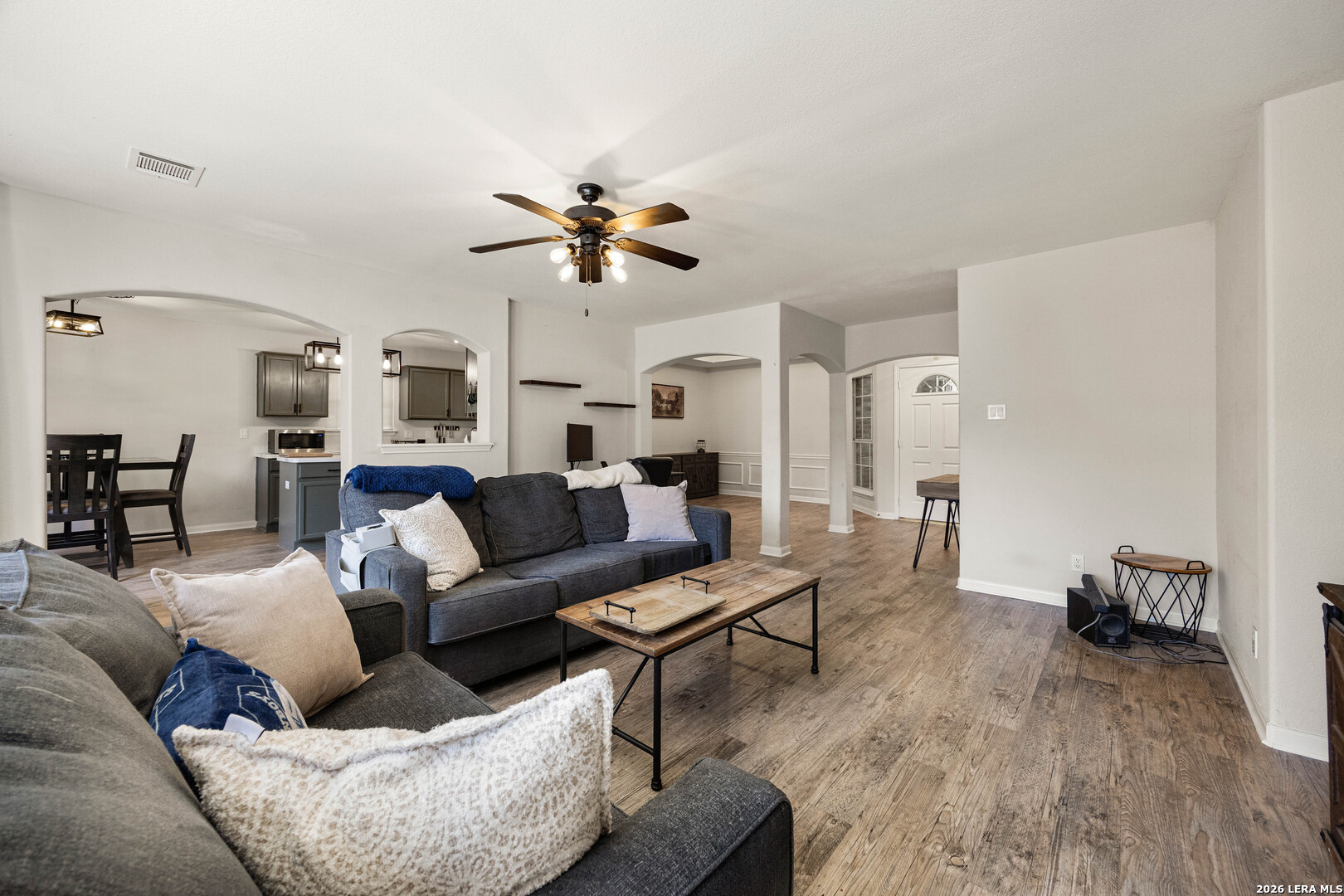 6338 Parkland Oaks Drive San Antonio TX 78240