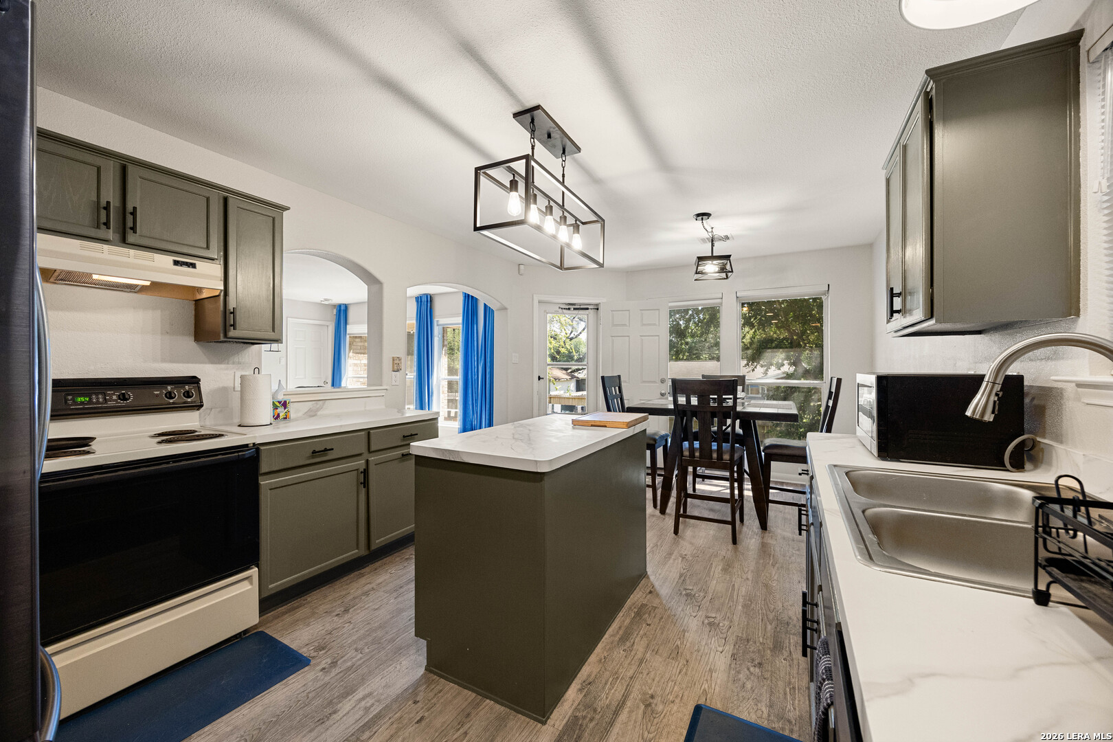 6338 Parkland Oaks Drive San Antonio TX 78240