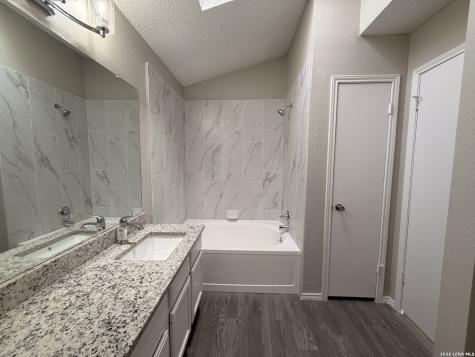 12063 Stoney Summit San Antonio TX 78247