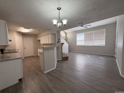 12063 Stoney Summit San Antonio TX 78247
