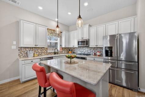 5843 Whitby #11 San Antonio TX 78240