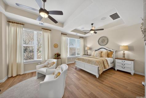 5843 Whitby #11 San Antonio TX 78240