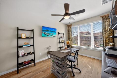 5843 Whitby #11 San Antonio TX 78240