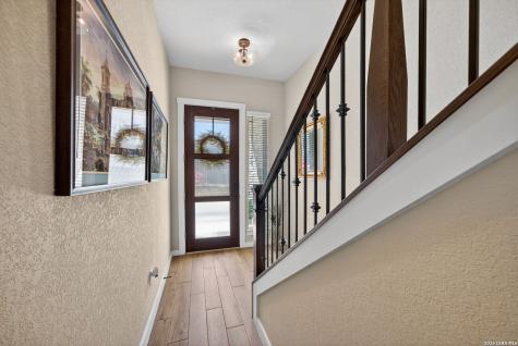 5843 Whitby #11 San Antonio TX 78240