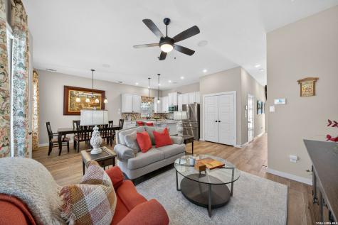 5843 Whitby #11 San Antonio TX 78240