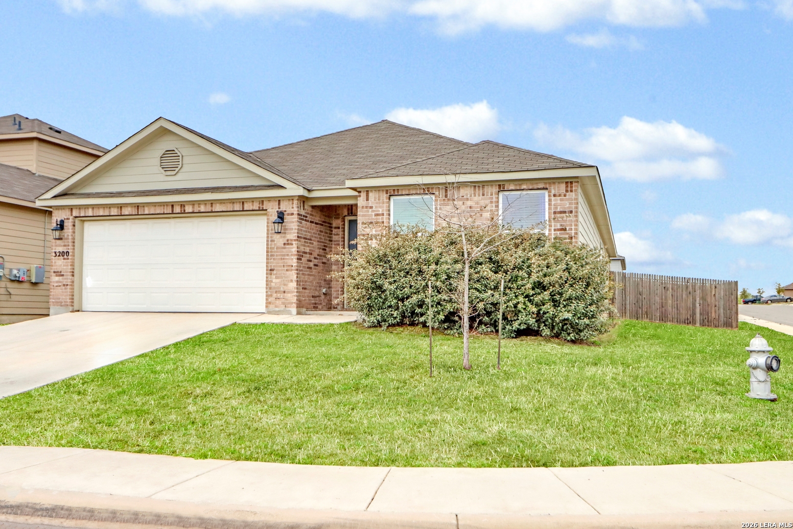 3200 Broad View Seguin TX 78155