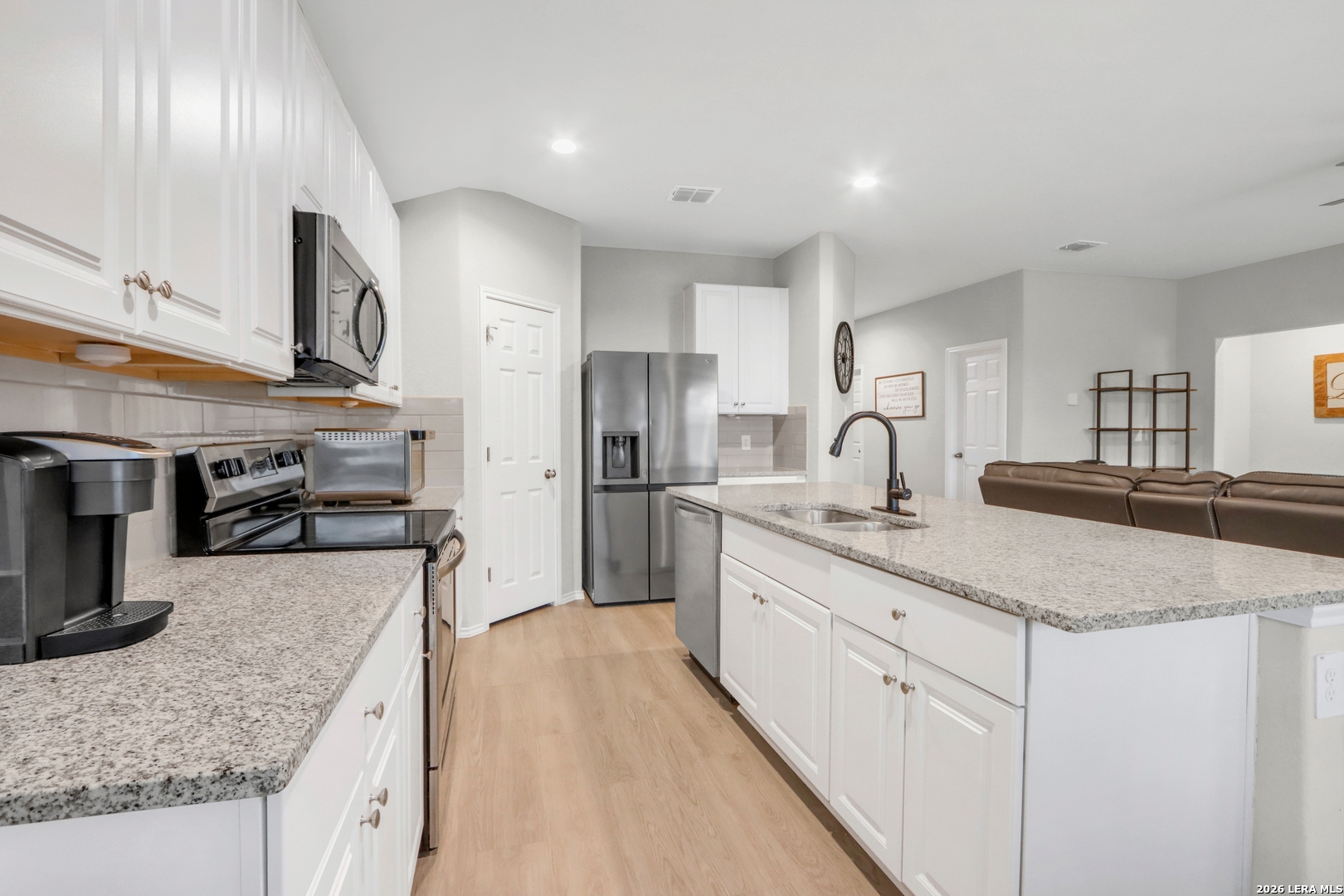 3200 Broad View Seguin TX 78155