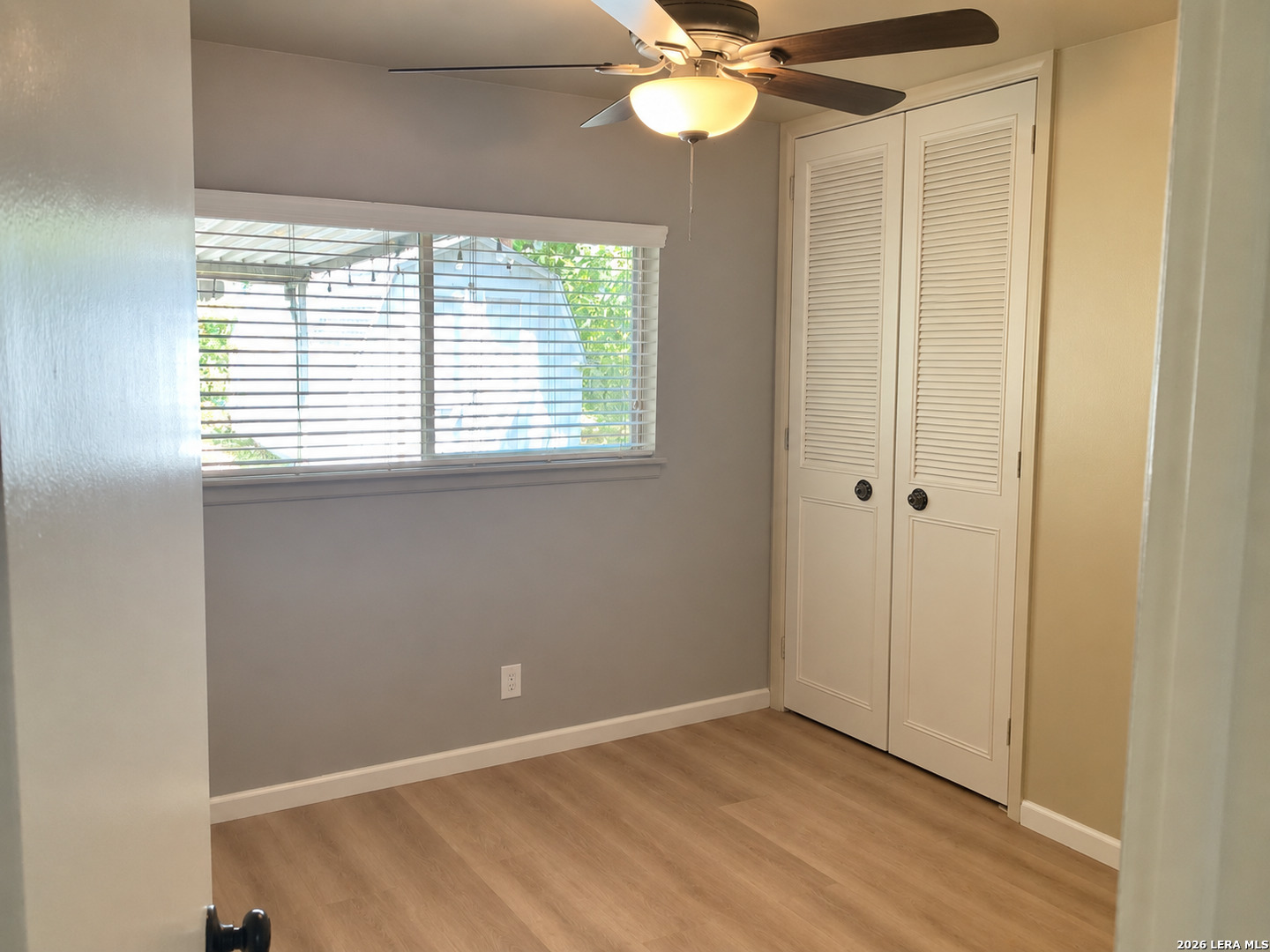 219 Shin Oak Drive Live Oak TX 78233