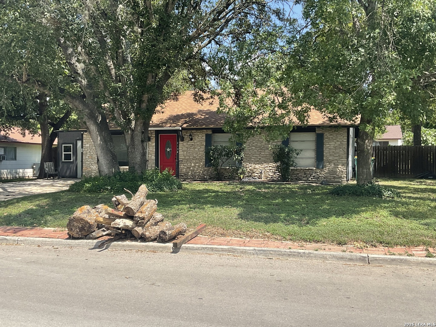 219 Shin Oak Drive Live Oak TX 78233