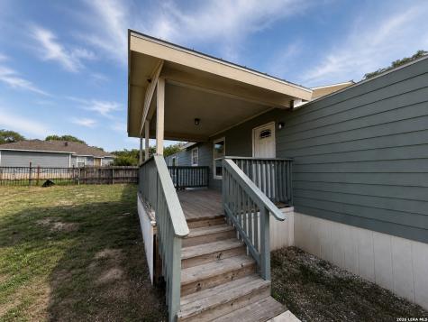22823 Copper Canyon Drive Elmendorf TX 78112