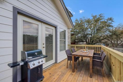 2435 Thrasher Oak San Antonio TX 78232