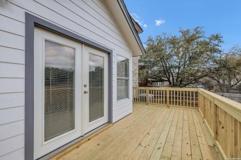 2435 Thrasher Oak San Antonio TX 78232