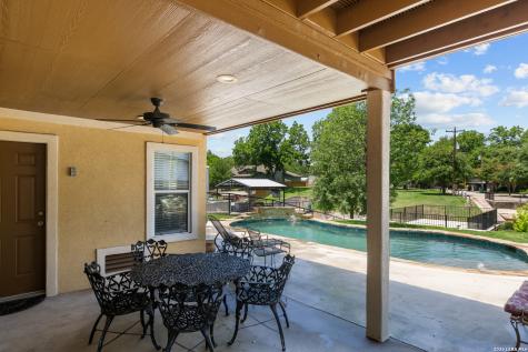 3900 N Apache Circle Kingsland TX 78639