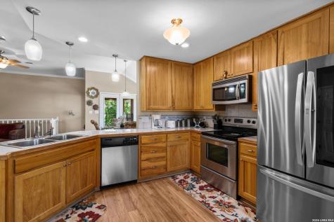 3900 N Apache Circle Kingsland TX 78639