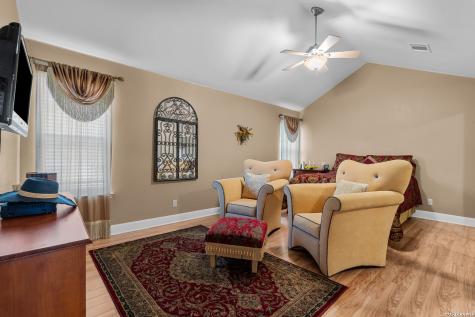 3900 N Apache Circle Kingsland TX 78639