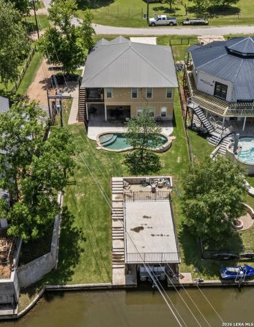 3900 N Apache Circle Kingsland TX 78639