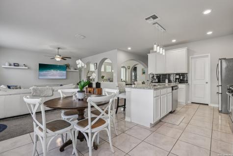 21530 Arroyo Frio San Antonio TX 78259