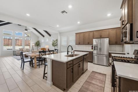 1612 Seekat Drive New Braunfels TX 78132