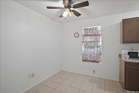 1307 Amy Street George West TX 78022