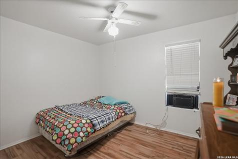 1307 Amy Street George West TX 78022
