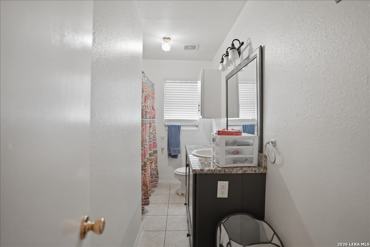 1307 Amy Street George West TX 78022