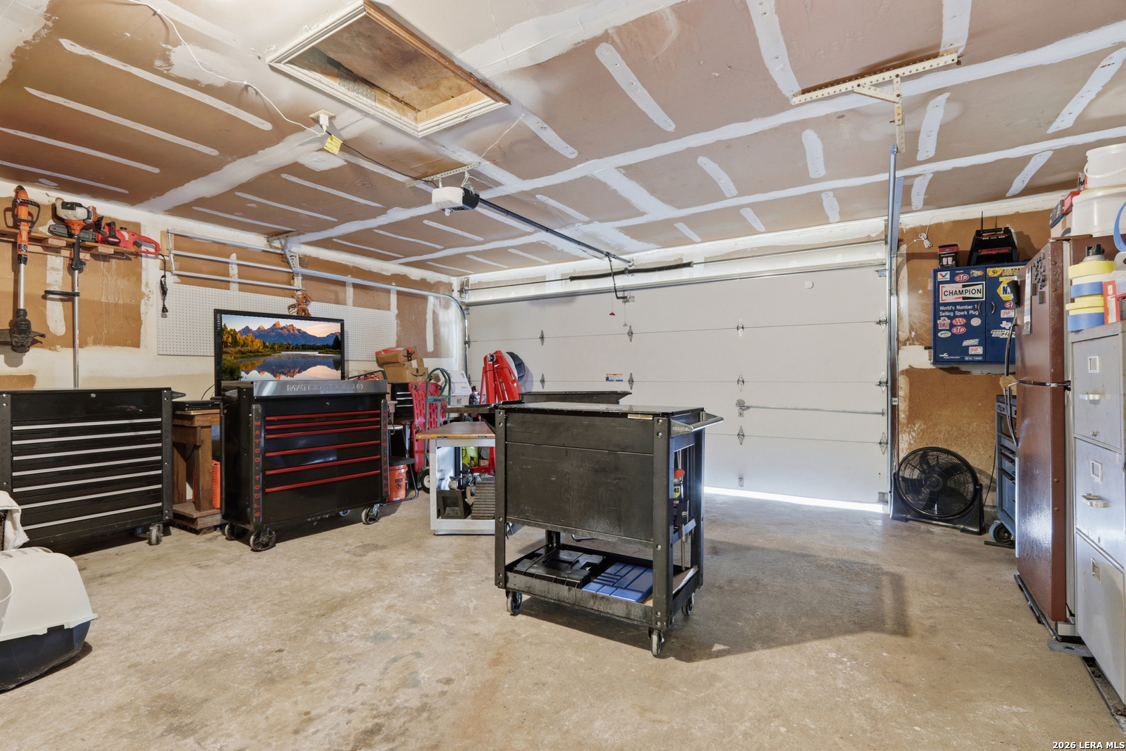 9609 Little Bend San Antonio TX 78250