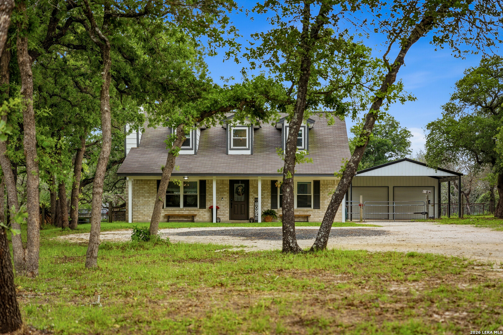 206 S Palo Alto Drive Floresville TX 78114