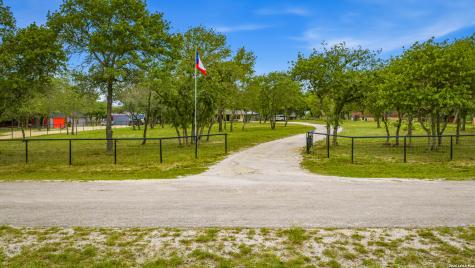 206 S Palo Alto Drive Floresville TX 78114