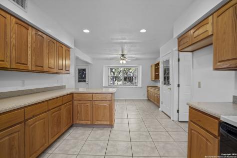 33171 Blanco Bulverde TX 78163